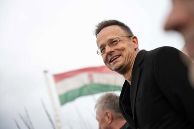 Szijjártó Péter 2026 áprilisában, a választási kampány idején. Fotó: Facebook / Szijjártó Péter
