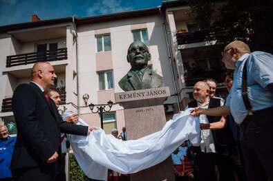 Marosvécsen ünnepelték az Erdélyi Helikon centenáriumát
