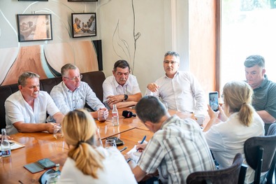 Polgármesterek ismertették a medvék okozta károkat. Fotók: Kiss Zsombor