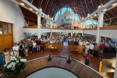Az imádság, a remény és az összetartozás otthona (30 éves a sepsiszentgyörgyi belvárosi református templom)