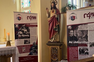 Nemrég Bécsben hálaadó szentmisével és előadással emlékeztek meg az erdélyi püspökről a burgenland-lajtaszentgyörgyi magyar egyházközség tagjai. Fotó: Facebook / Márton Áron 130