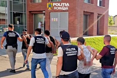 A gyanúsítottak ellen büntetőeljárás indult. Fotó: Facebook / Poliția Brașov