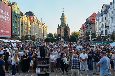 Temesvár lakói tüntettek a feddhetetlenségi törvény ellen – hiába. Fotó: Facebook / Dominic Fritz