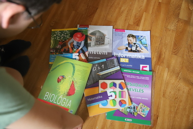 A gimnazisták minden tankönyvet megkapnak. Fotó: Albert Levente