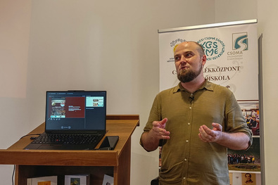 Izsán Csaba történész-kutató a mohácsi csata ötszázadik évfordulója alkalmából tartott előadásán. A szerző felvétele