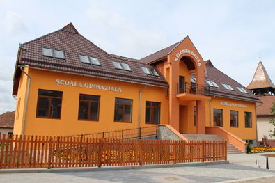Új iskolaigazgató Esztelneken és Kézdialmáson