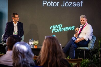 Pótor József, a magyar kormány civil ügyi helyettes államtitkára látogatott Háromszékre. Fotók: Facebook / MindFormers 