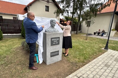 Erőt meríteni, tanulni Márton Áron példájából (Szoboravató Uzonban)