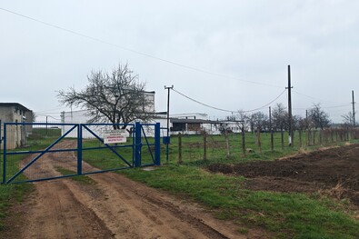 Az egyik hely, ahová napelemeket telepítenének, a Kantában lévő vízház területe. A szerző felvételei