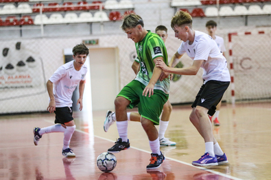 Sikerrel indították az utánpótlás-bajnokságot (Teremlabdarúgás,  U19)